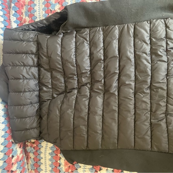 Women’s size s microzify vest - Picture 4 of 4